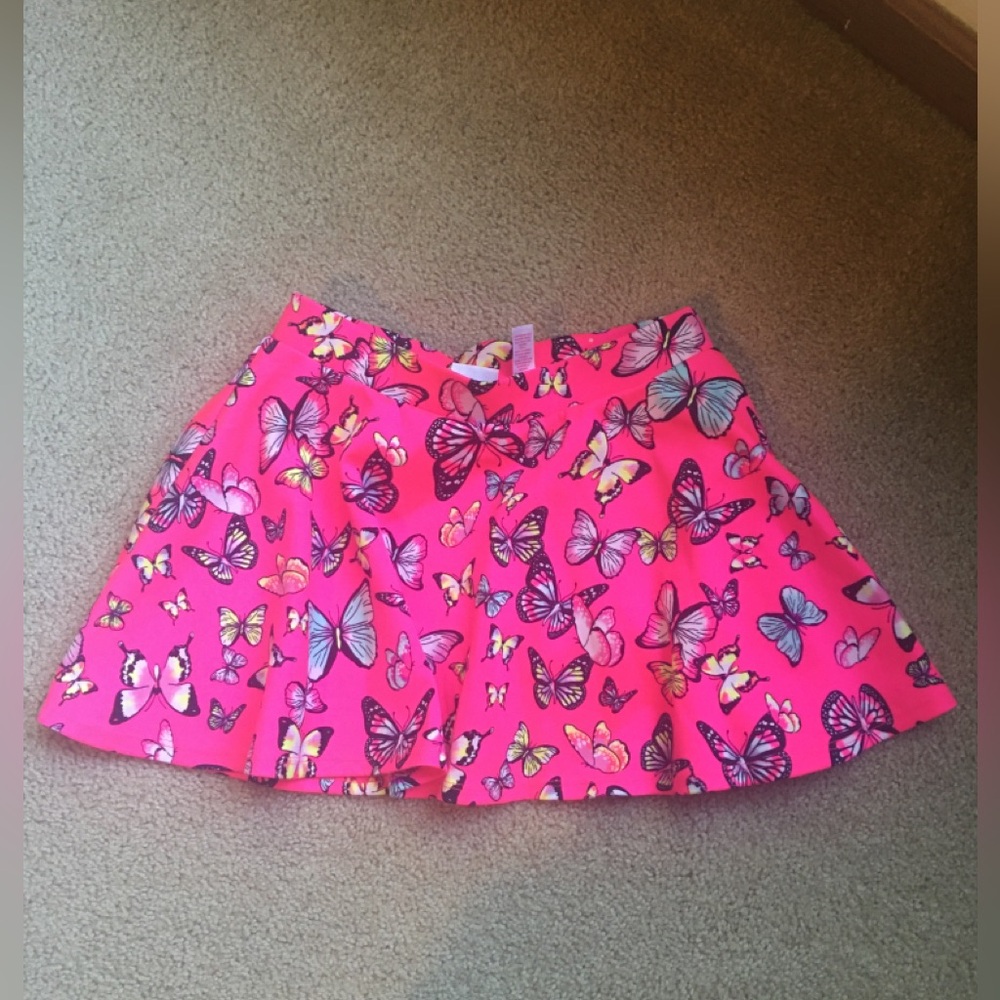 Justice Sz 12 pink butterfly skirt with built in shorts